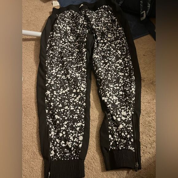 Fabletics track pants L - Picture 2 of 8